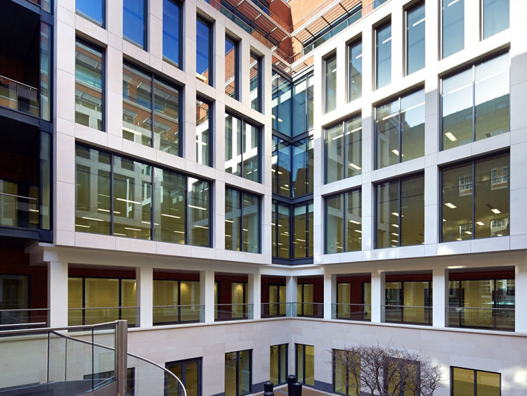  Colorminium St James Square 01 